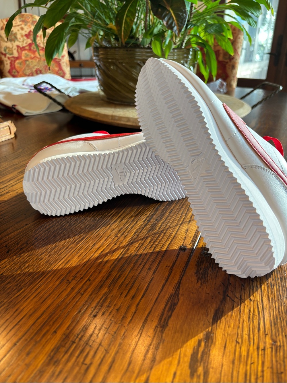 Nike White and Red Classic Cortez Sneakers-brand new, size 8 - Picture 5 of 5